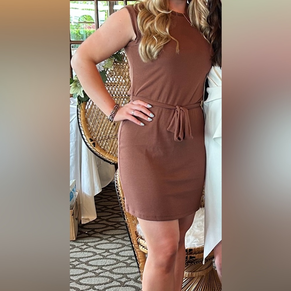 Brown ribbed dress